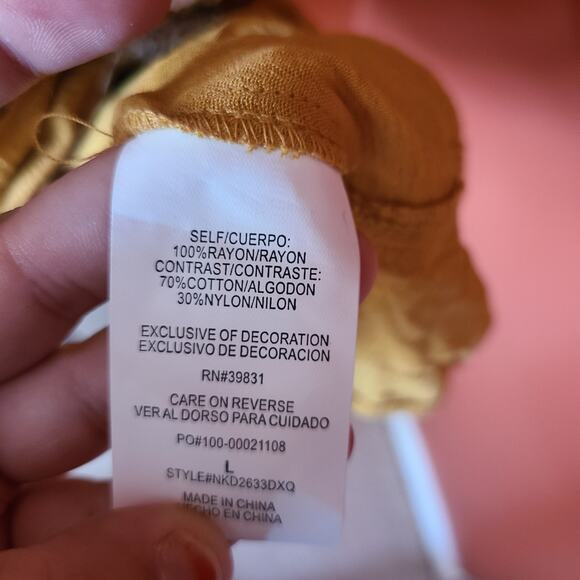 Rewind Mustard Sleeveless Dress Large - Picture 6 of 6